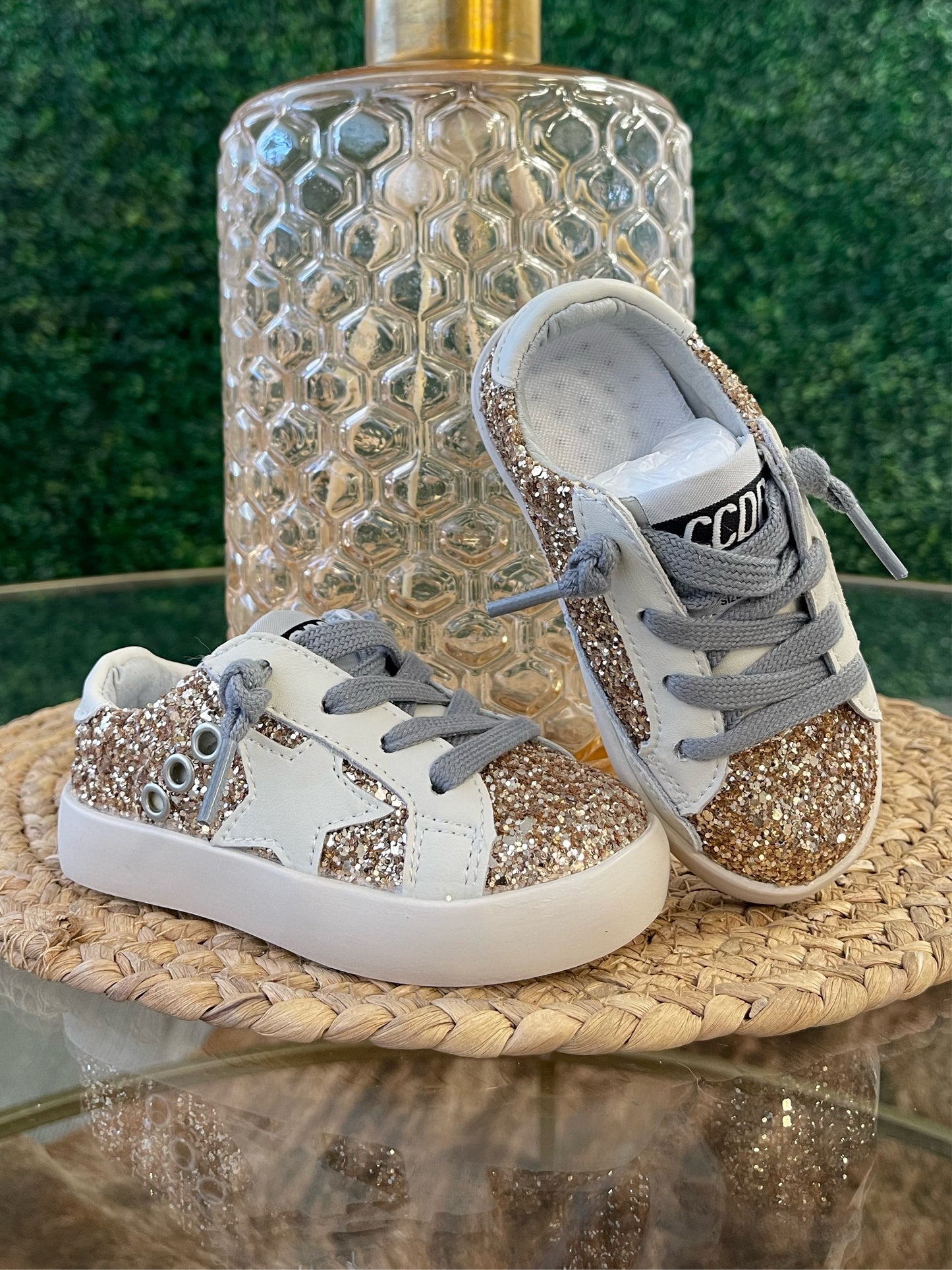 STAR SNEAKERS - GOLD W/GREY LACES