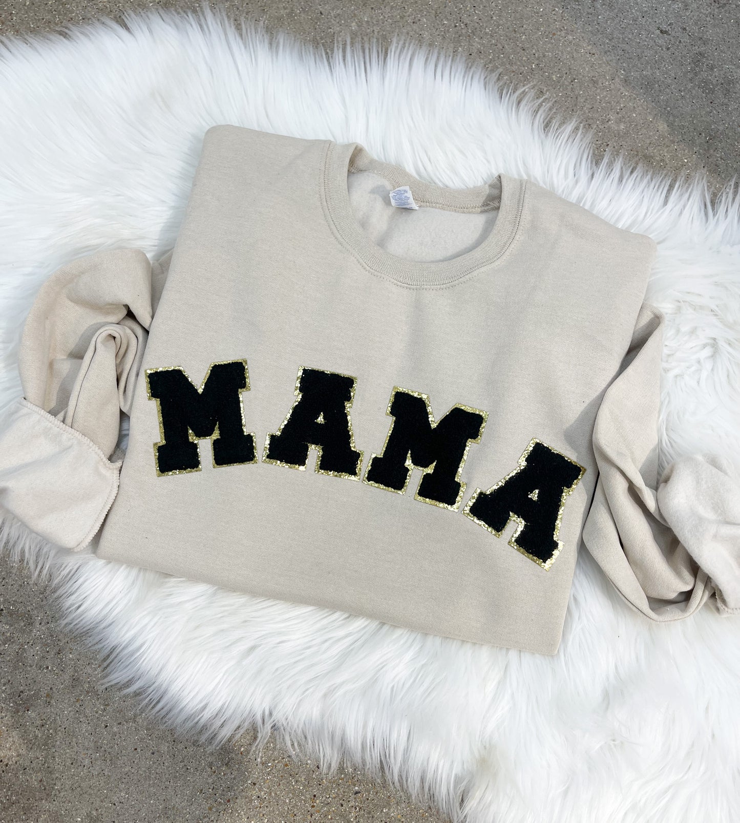 MAMA PATCH SWEATSHIRT - BLACK ON SANDSTONE